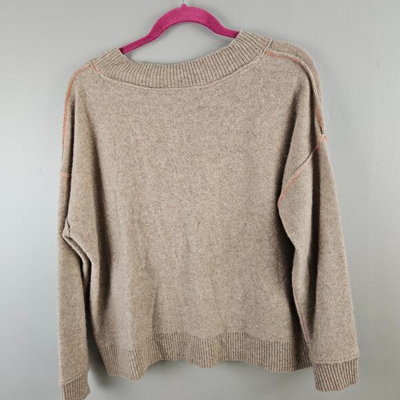 Anthropologie Pilcro Cashmere V Neck Tan Sweater Size Small - Picture 2 of 6